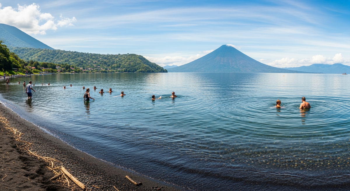 Schwimmen im Atitlán-See: Die besten Strände und sicheren Zonen