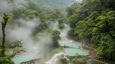 Fuentes Georginas: Guía Completa de las Aguas Termales de Guatemala