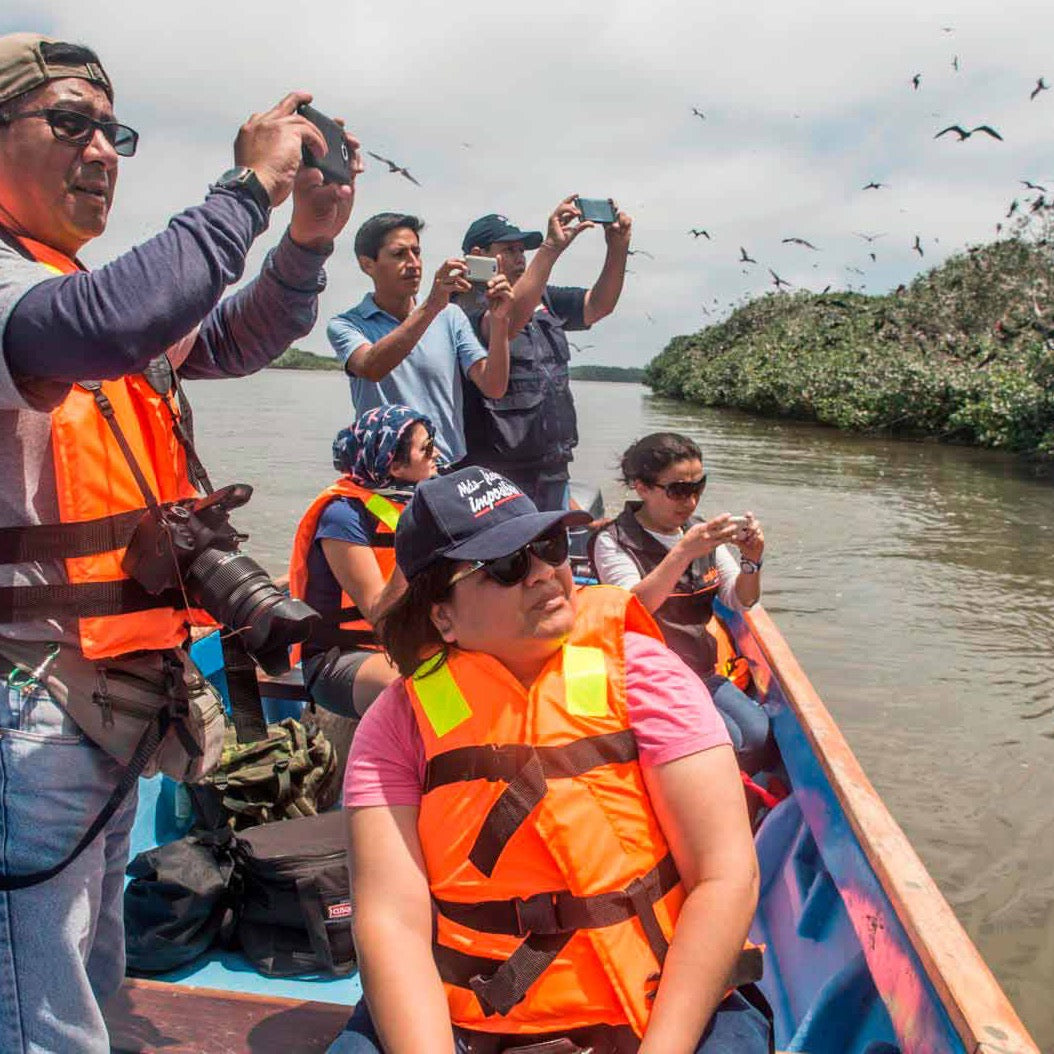 Tour del Manglar en Lancha 1.5 Horas - Atitlan Guatemala