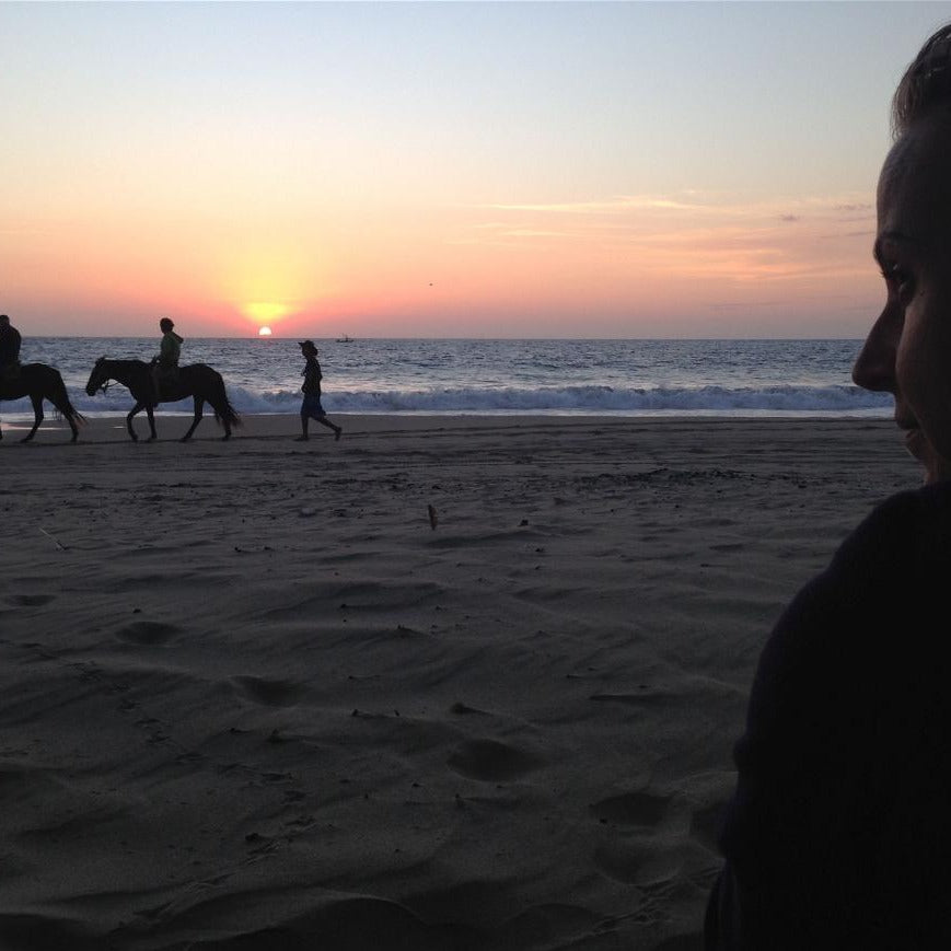 Paseos a caballo en la playa - Atitlan Guatemala