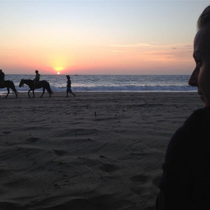 Paseos a caballo en la playa - Atitlan Guatemala